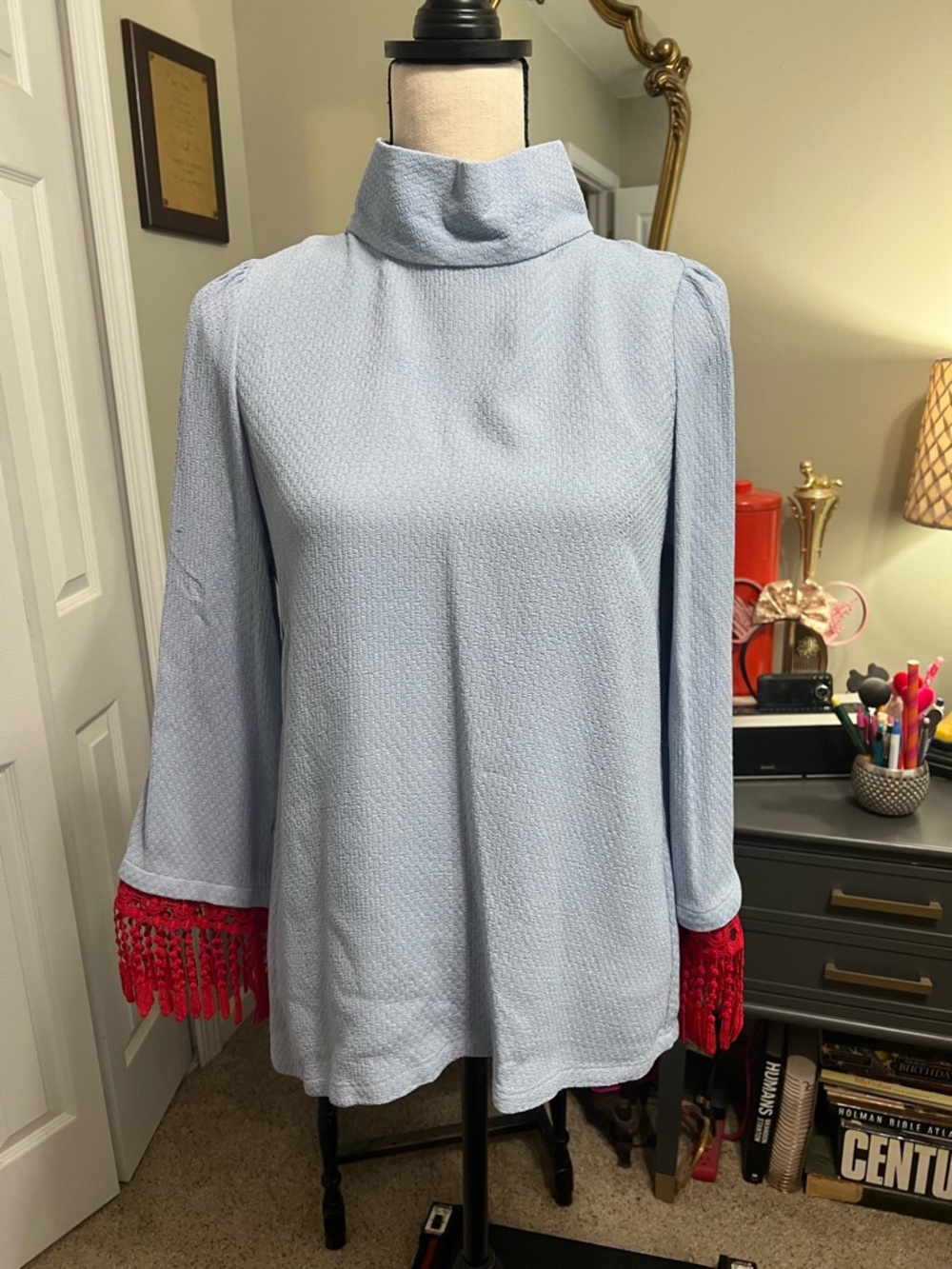 Buru Aubrey top with Red Fringe Cuffs, sz Small
